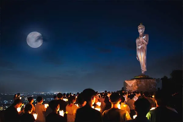 Journée Makha Bucha 600 Journée Makha Bucha 600